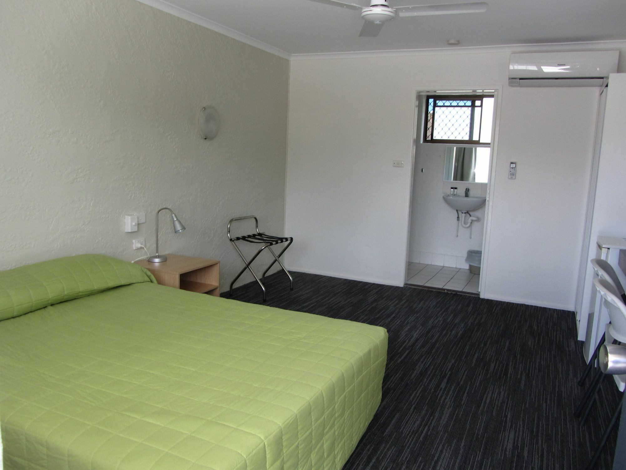 Urangan Motor Inn Hervey Bay Eksteriør bilde